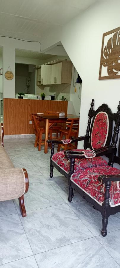 Apartamento Familiar Maral 2 サレント エクステリア 写真